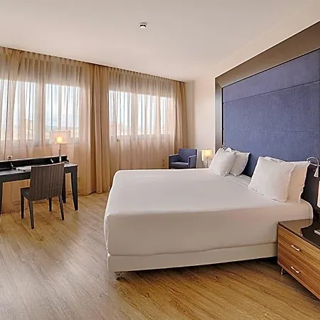 Hotel Nh 4*