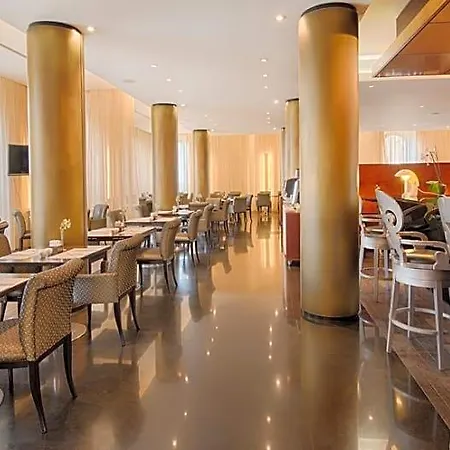 Hotel Nh Siena