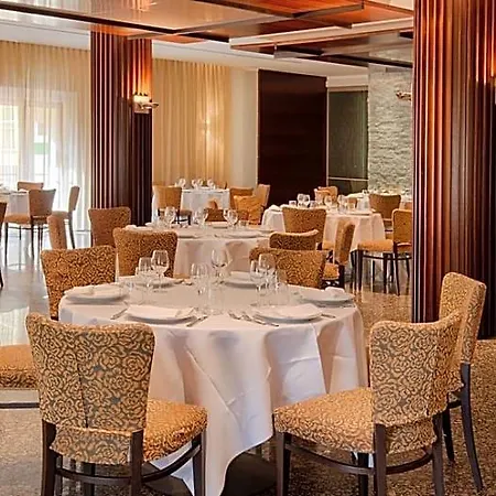 Nh Hotel 4*