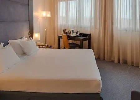 Nh Szálloda 4*