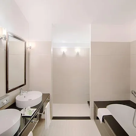 Nh Hotel Siena